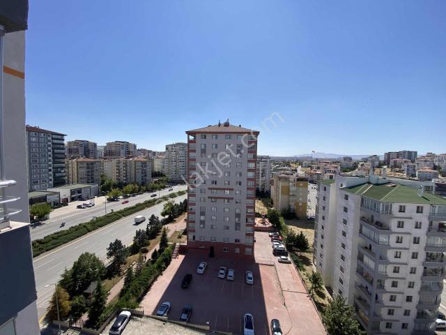 Etimesgut Ahimesut Bulvar Üzeri 3+1 Satılık Daire
