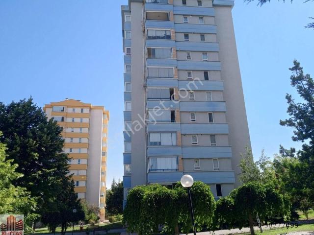 Etimesgut Ayyıldız Mh Arakat Kombili Asansör A.otoparklı Güney