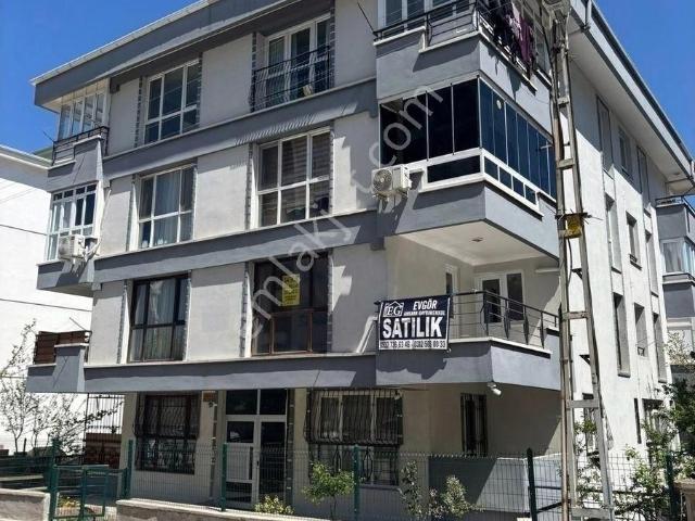 Etimesgut Elvan Mahallesinde 2+1/90m2 Ara Katta Köşe Cephe