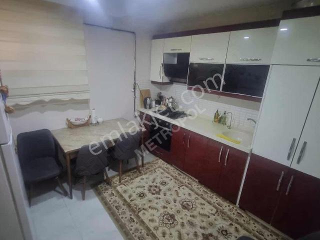 Etimesgut İstasyon Mah. Kredi Limitsiz Asansörlü 90m2 2+1 Daire