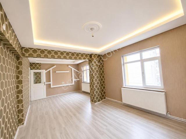 Etimesgut Merkezde Ara Kat Full Yapılı 3+1 Dubleks Daire