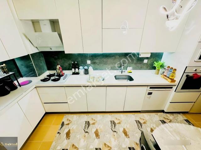 Etimesgut Süvari Mahallesinde 5+1/220m2 Teras Merkezi Konumda