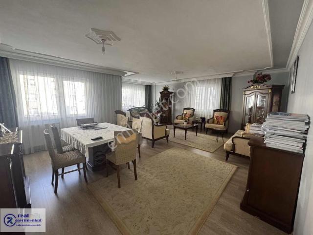 Çetin Emeç Bulvarına Cephe Satılık 165m2 Daire