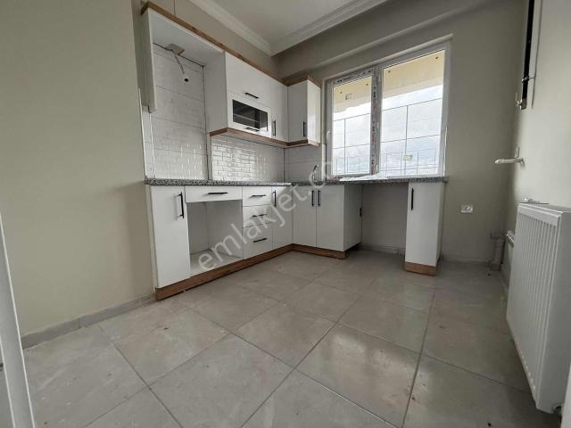 Çetin Gayrimenkulden K.çevre Yolu Doğu Girişi Satılık 2+1 Daire