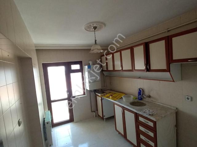 Etlik Mahallesinde 3+1 120m2 Kiralık Katta