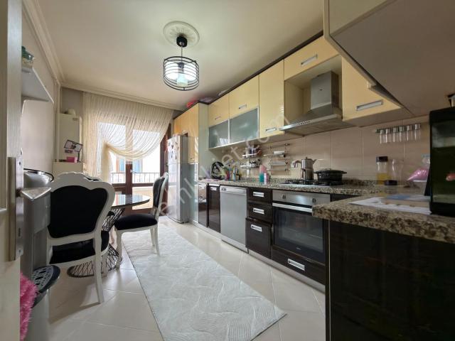 Etlik'de 140m2 3+1 Asansörlü Yeni Bina Ara Kat Lüx Yapılı Daire