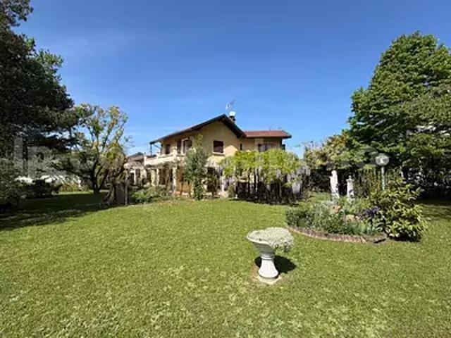 Etrembières 74100 Achat / Vente maison 5 pièces t5 terrasse