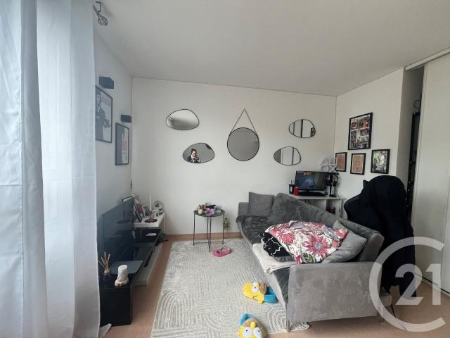 Étupes Location Appartement 25