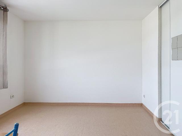 Étupes Location Appartement 25