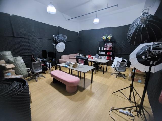 Eunos Techpark Factory / Workshop B2 For Rent, $1,600387 sqft $4.13 psf