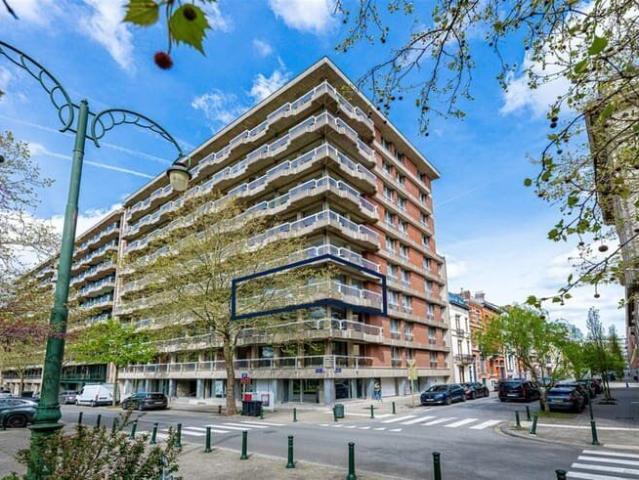 EU/Cinquantenaire, beautiful 3BDR/2BTR apartment with terrac