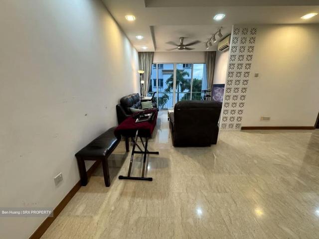 Euphony Gardens D27, Condominium