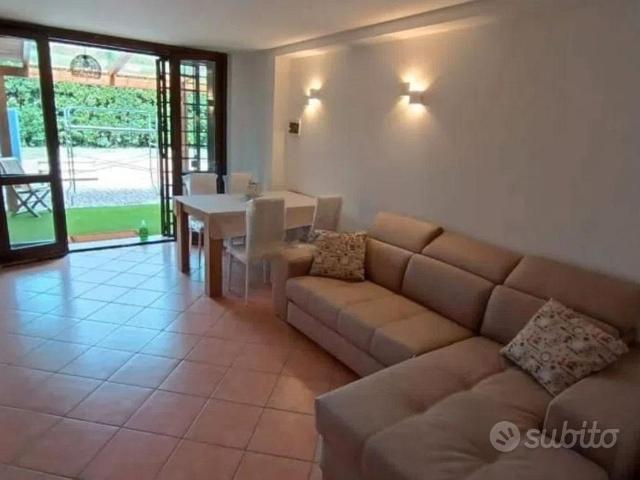 EUR VALLERANO BILOCALE Con GIARDINO/POSTO AUTO