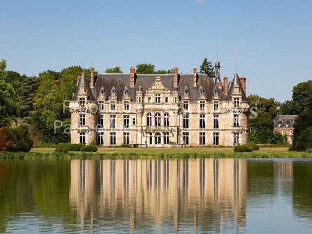 Eure et Loir Château d'Esclimont