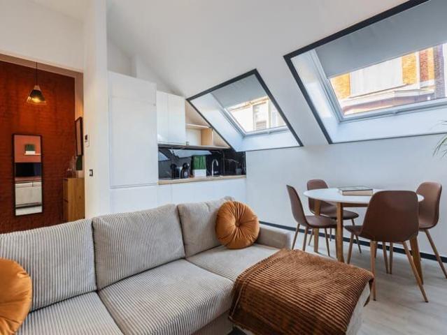 European District Studio 1 bedroom + terrace