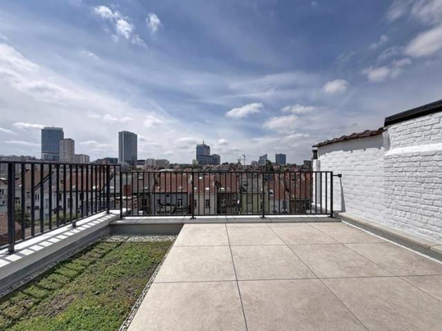 European Quarter: New penthouse with terrace