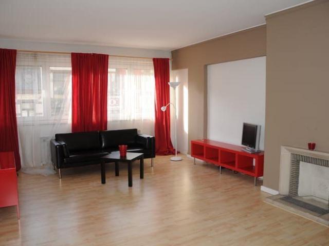 European Quarter: Large, bright, fully equipped studio