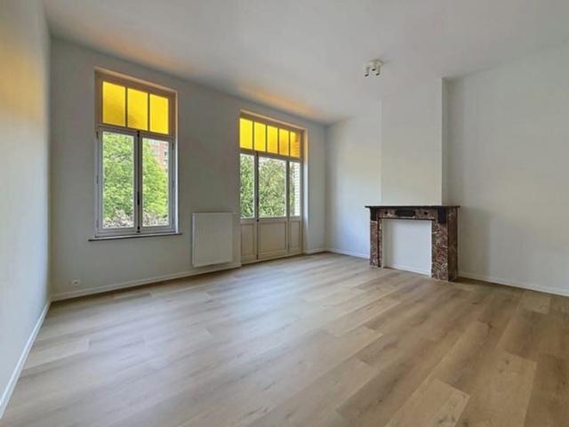 European Quarter: 1 bedroom, refurbished flat
