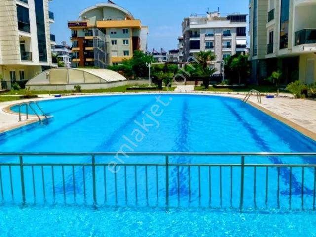 Evşen'den 2+1 Luks Ebv Banyolu*ktt*k Havuzlu