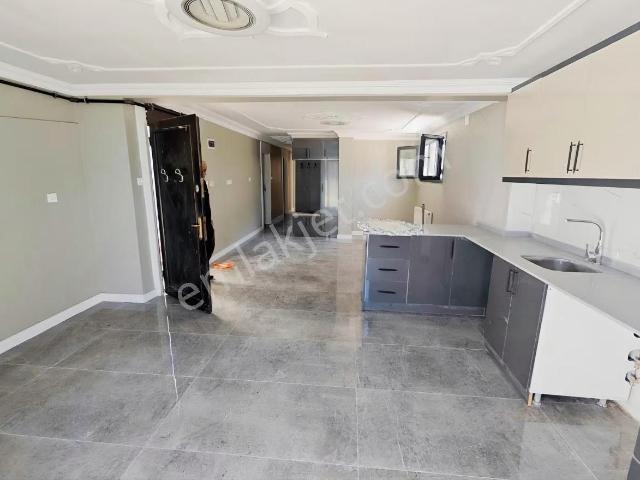 Ev Handan Emek De Teras Ptt Lojman Karşısı 2+1 Masrafsız Daire