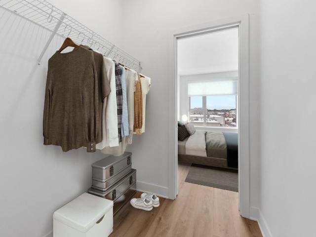 Evolution Studio Apartment for Rent at 1355 Boul Le Corbusier, Laval, QC H7N 0G4 Laval Des Rapides