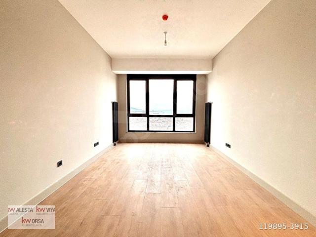Evora İzmir 24. Katta Panoramik Manzaralı Lüks 2+1