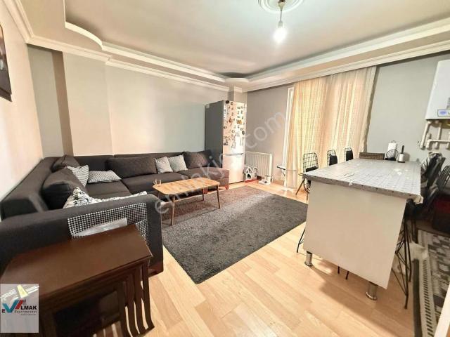 Evalmak'ta Söğütlü Çeşmede 2+1 Yüksek Giriş Açık Mutfak Daire