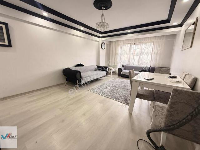 Evalmak'ta Tevfikbey Mah.de 2+1 Asansörlü Otoparklı Daire