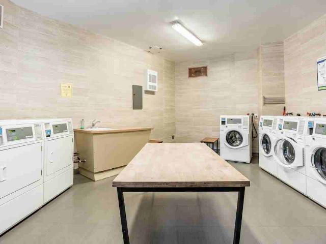 Evans Apartments 1 Bedroom Apartment for Rent at 625 Evans Ave, Toronto, ON M8W 2W5 Alderwood