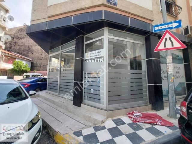 Evce Emlak Ata Cad Yakını Çok İşlek Merkezi Konum