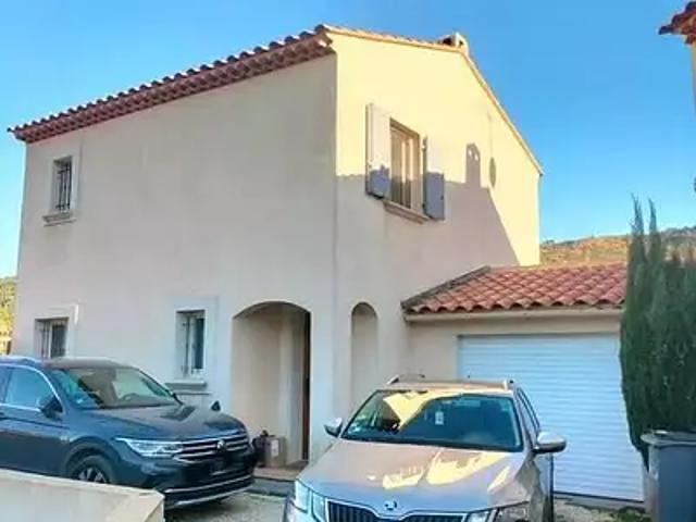 Evenos 83330 Achat / Vente maison 4 pièces t4 au dernier étage