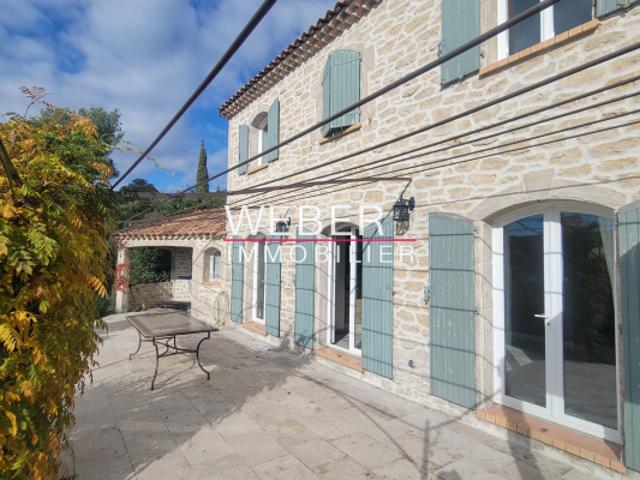 EVENOS Villa familiale 4 chambres piscine terrain 4000 m2