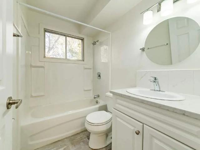 Evergreen 2 Apartments 2 Bedroom Apartment for Rent at 4720 46 St, Camrose, AB T4V 1G6