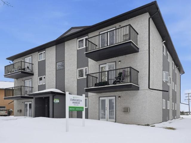 Evergreen Manor 2 Bedroom Apartment for Rent at 843 15th Ave E, Prince Albert, SK S6V 7S1