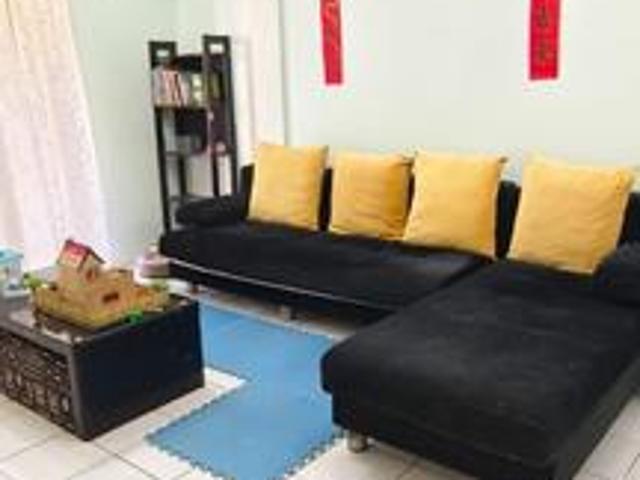 Evergreen Park Acorn Hazel Well maintained condo for sale