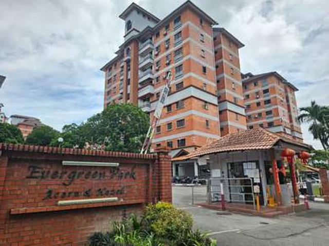 Evergreen Park Hazel Bandar Sungai Long
