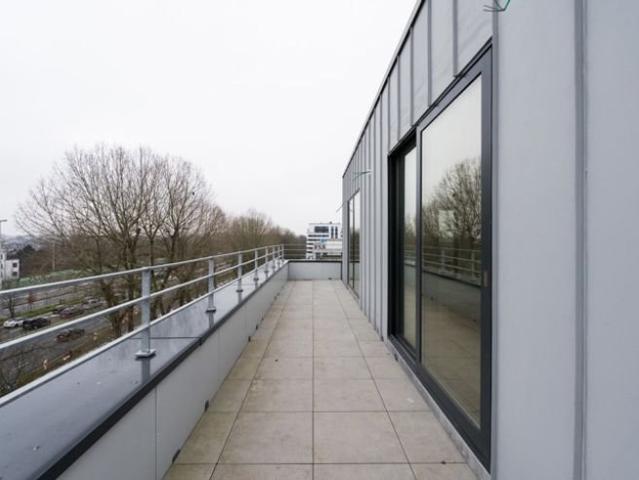 EVERE, penthouse neuf avec vue dégagée