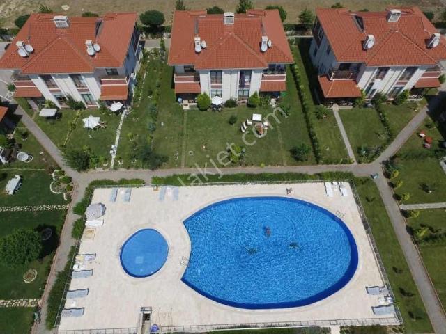 Everest Zirve 2 Sitesi 210 M2 3+1 Satılık Köşe Villa