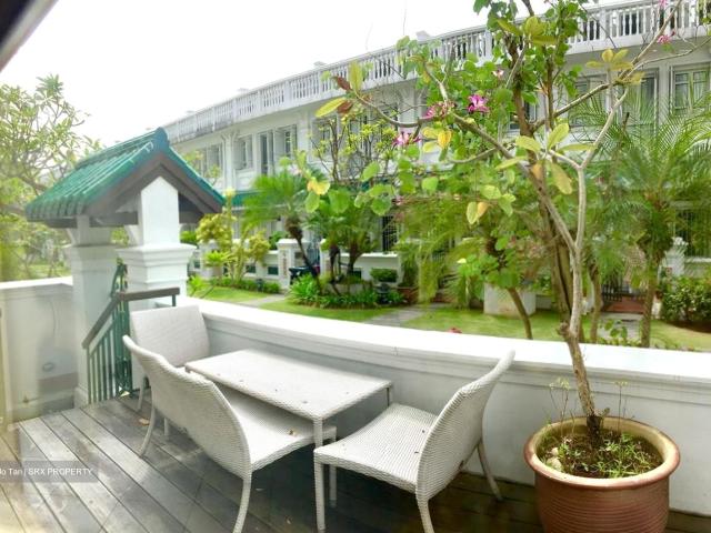 Everitt Road D15, Apartment