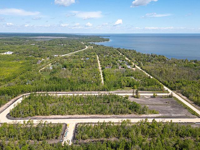 Everwood Place, Few Lots Still Available!
