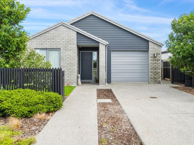 Everything on Empire Papamoa