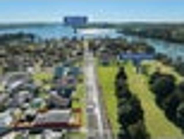 Motivated seller. Ideal Location
