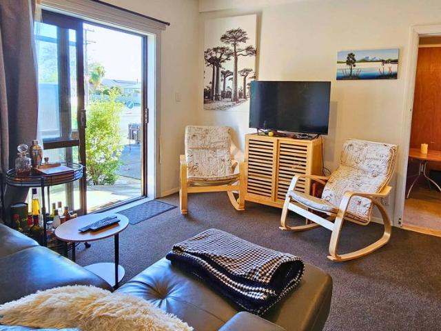 Everything You Need Tidy 1 Bedroom Unit