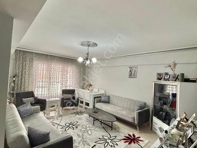 ▄evga▄yeşilbayır Mahallesi Sağduyu Caddesi Üzeri 3+1 Daire