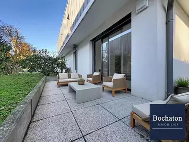 Evian les Bains 74500 Achat / Vente appartement 2 pièces t2 au dernier étage