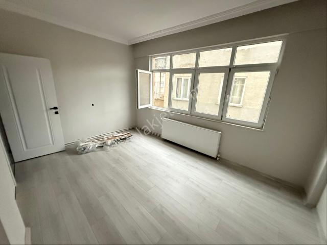 Evim nur’dan Hançerli Mh. 2+1 İçi Yapılı Kupon Daire