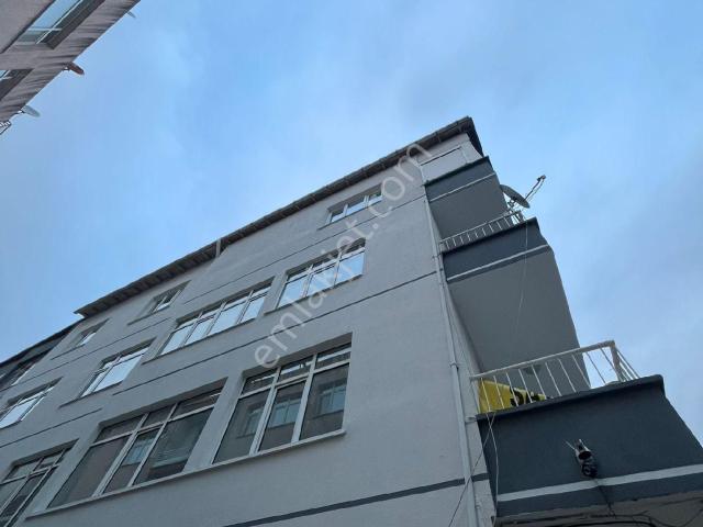 Evim nur'dan Ulugazi Mh. 4+1 180m2 Full İçi Yapılı Fırsat Daire