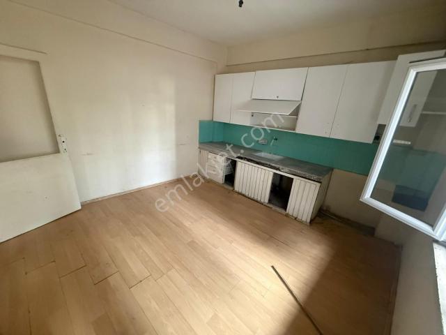 Evim nur'dan Fevzi Çakmak Mah 2+1 90m2 1.kat Balkonlu Fırsat Daire