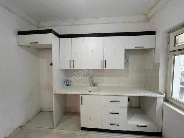 Evim nur'dan Kadifekale Mah 2+0 80m2 İçi Full Yapılı Doğalgazlı Yüksek Giriş Kiralık Daire