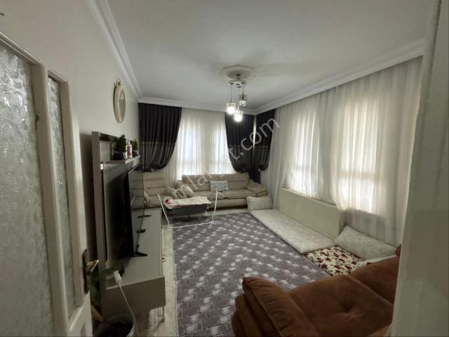 Evimiz Hamidiye Mahallesinde 4+1 250 Metrekare *acil Satılıktır*doğalgazlıdır